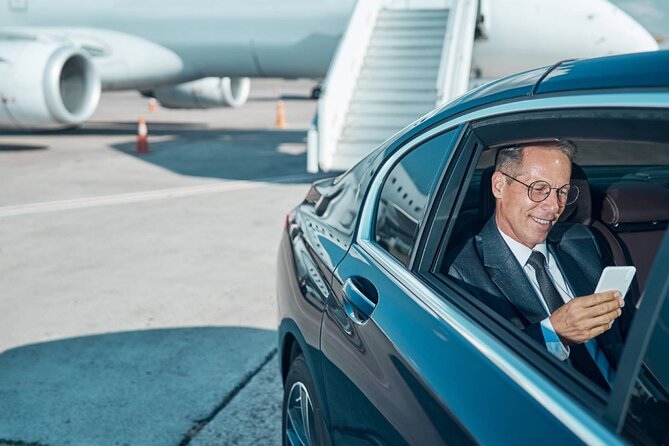 Vienna City to Vienna Airport Private Transfer Schwechat One Way - Pickup and Drop-off