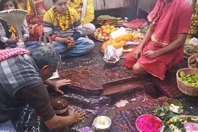 VIP Private Tour of Baidynath Dham Temple and Basukinath Temple - Tour Details