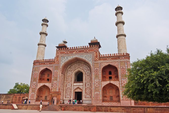 Visit Tajmahal & Agra Art Gallery of Brahma Kumaris - Tour Overview