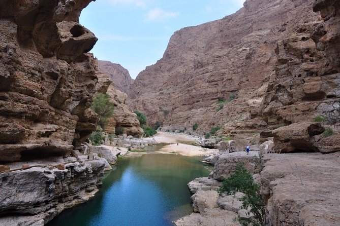 Wadi Sahtan (Day Trip From Muscat) 4WD �Mandoos-The Chest of Oman - Private Car Travel Convenience