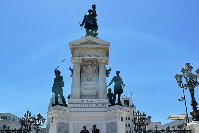 Walking Tour of Valparaiso and the House of Neruda La Sebastiana - Meeting Point and Logistics