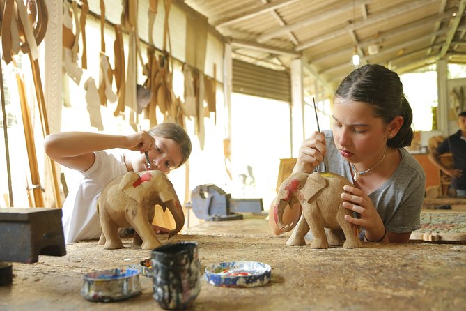 Wood Carving and Painting in Kandy - Meeting Point Information