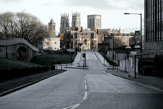 York From York Minister to Stonegate Self-Guided Walking Tour - Meeting Details