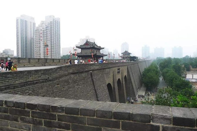 Zhengzhou Private Trip to Xian Terracotta Warriors & City Wall by Bullet Train - Meeting and Pickup Details