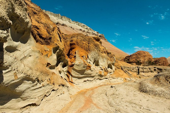 3-Day Altyn Emel Park + Kaindy Lake + Charyn Canyon Jeep-Tour - Good To Know