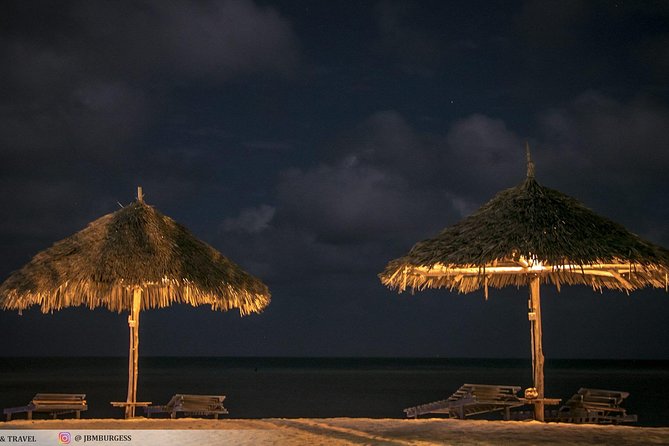 3 Days Private History for Zanzibar: Relax At The Nungwi Beach With Full Luxury!