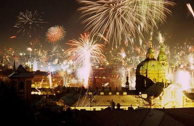 30th DEC Holiday Pub Crawl in Prague - Event Overview