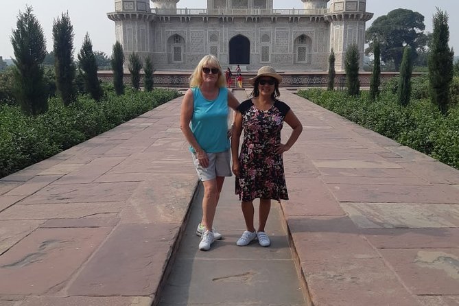 01 Day Agra Tour With Taj Mahal and Agra Fort With Lunch - Frequently Asked Questions