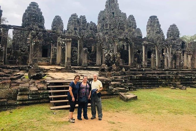 1 Day Angkor Wat With Small Circuit & Floating Village - Pickup Information