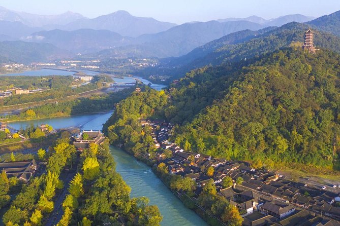 1 Day Dujiangyan + Jiezi Old Town Private Tour