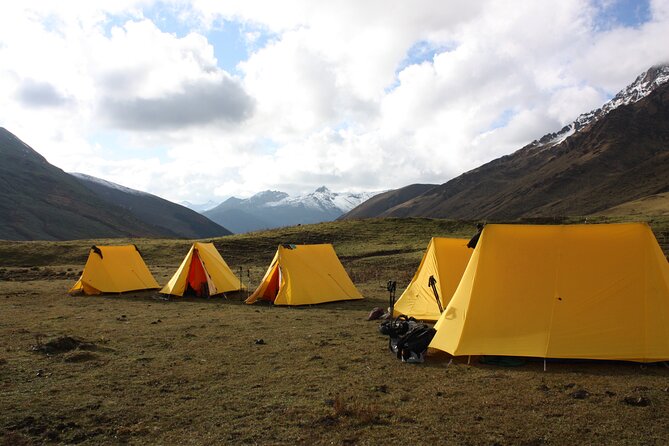 17 Nights Laya Gasa Trek With Royal Highland Festival - Accommodation and Meals