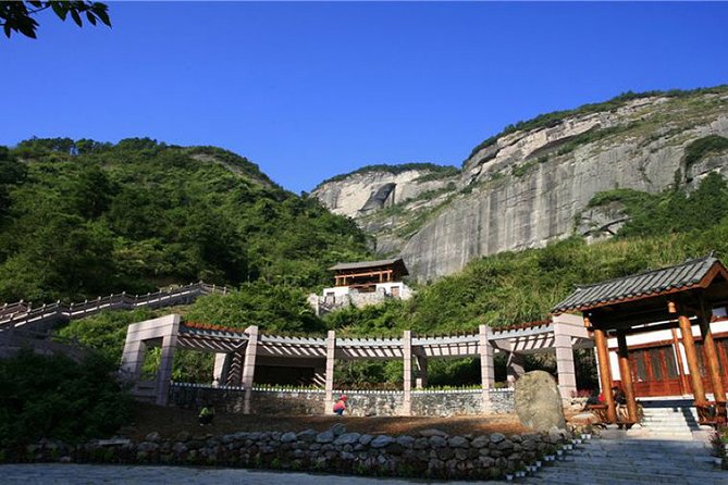 2-Day Private Tour to Langshan Mount Starting From Changsha - Cancellation Policy