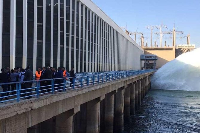 2 Days Tour From Luxor To Aswan Including Tours & Abu Simbel Temples By Train - Meeting and Pickup