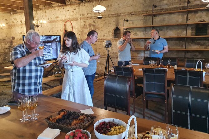2 Hour Private Qvevri Wine Tasting at Kardnakhi Estate - Wine Tasting Details