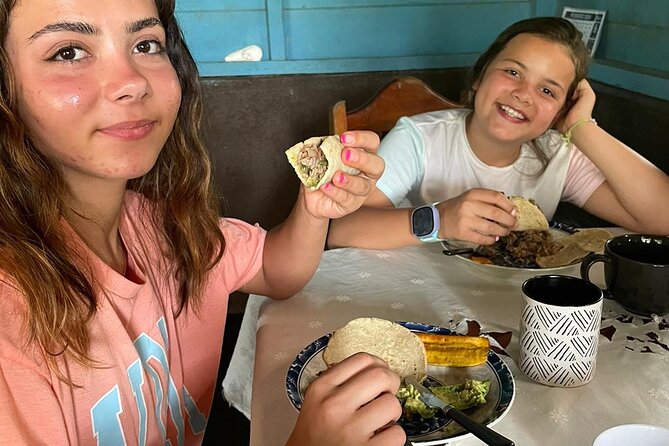 2 Hours Private Cooking Class in La Fortuna - The Sum Up