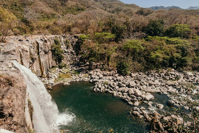 3-Day Tour to The Guatemalan East & Copan Ruinas - Accommodation Options