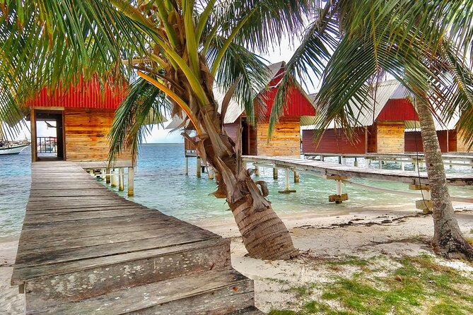 3d/2n Private Cabin Over-The-Ocean, Including Meals & Boat Tour - The Sum Up