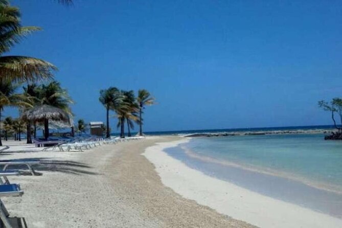 4 Hours Private Tour With Snorkel Experience in Roatan