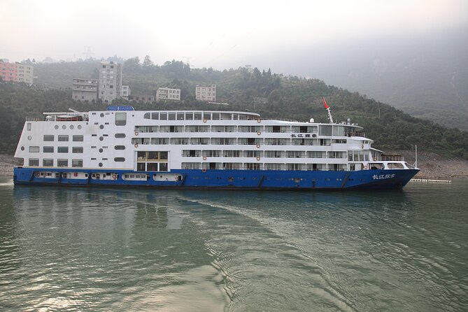 5 Day: Yichang to Chongqing by Yangzi Explorer via Shennongjia - Precautions and Accessibility