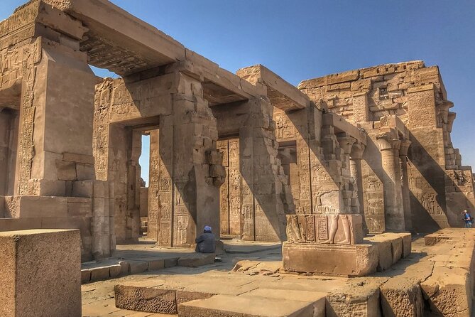 5 Days Cruise Luxor, Aswan,Tours,Abu Simbel,Hot Air Balloon, From Cairo By Plane - Transportation Details