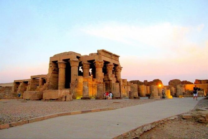 5 Days Dahabiya Nile River Cruise Luxor to Aswan Private Tour - Meals Included