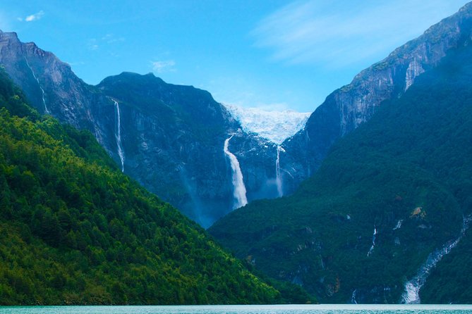5-Days Discovery at Quelaut National Park in Puerto Chacabuco - Day 3 Adventures