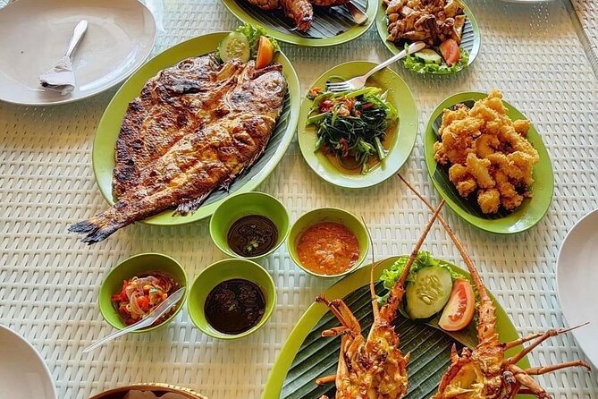 6 Hours Private Uluwatu Sunset Tour With Jimbaran Seafood Dinner - What to Expect