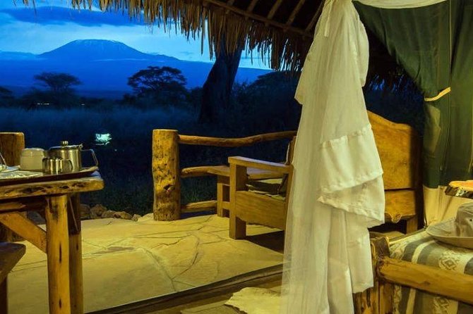 8 Days Best of Kenya Big 5 Safari on 4x4 Land Cruiser Jeep - Dining Experiences