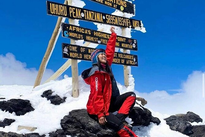 8 Days Mount Kilimanjaro Climbing Lemosho Route - Guides and Crew