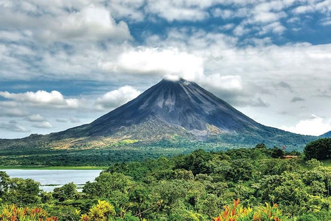 9 Days - Costa Rica Gay Vacation - Included Meals and Dining Options
