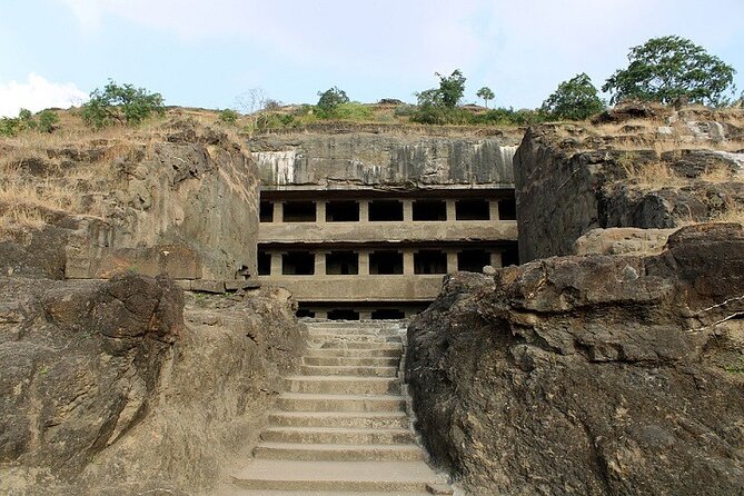 A Visit to the Fascinating Ellora Caves From Aurangabad - Local Cuisine Experience