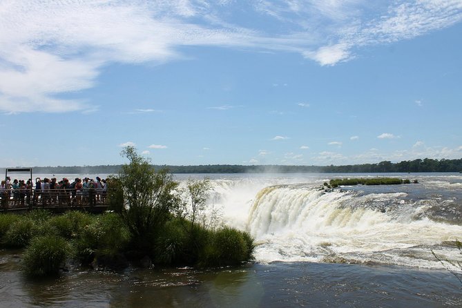 Airport IGR Round Trip & Iguassu Falls Argentinean Side - Accessibility Features