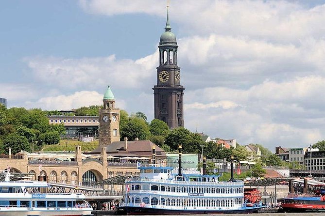 Airport Transfer: Hamburg to Hamburg Airport HAM by Luxury Van - Vehicle Options