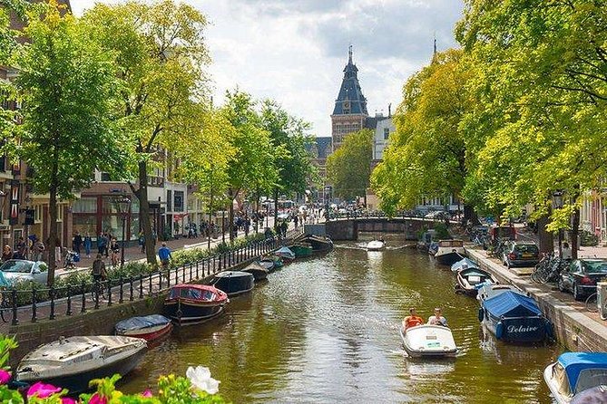 Amsterdam and Traditional Holland - Hidden Gems in the Dutch Countryside