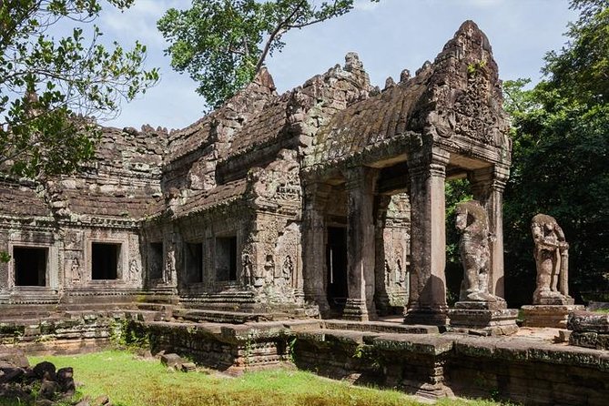 Angkor Park Small, Big Circuit and Banteay Srei Tour in 2 Days - Free Cancellation Policy