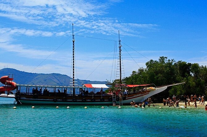 Angra Dos Reis Day Trip With Boat Tour and Lunch - Tour Overview