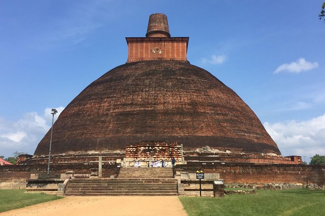 Anuradhapura And Aukana All Inclusive Day Tour From Polonnaruwa - Included Entrances