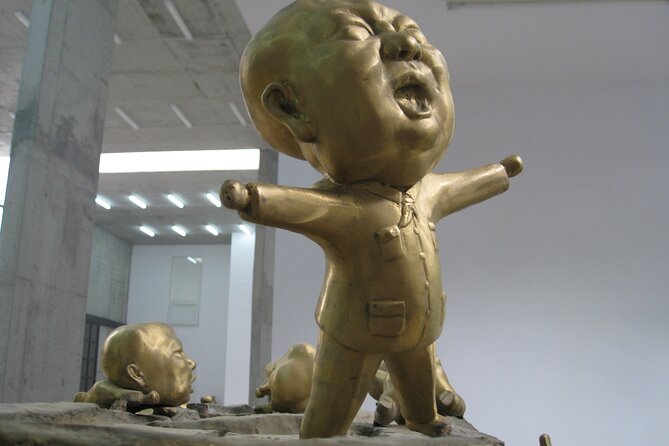 Artistic Wandering in Beijing's 798 Art Zone - Additional Info