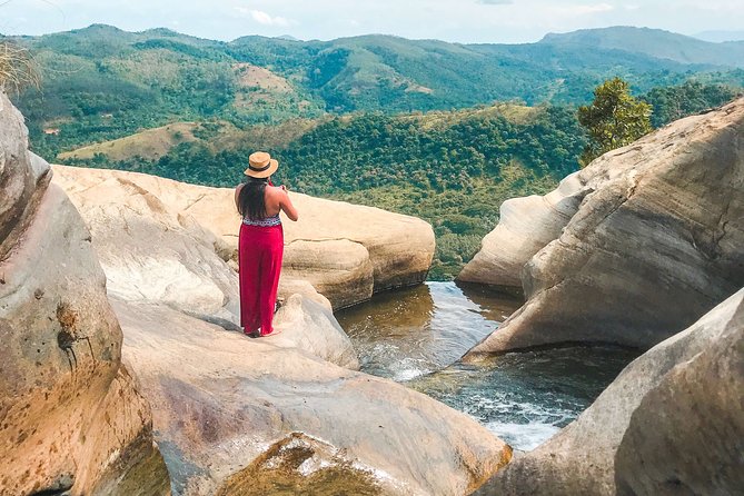 Arugam Bay to Ella Shuttle & Upper Diyaluma Waterfall Hike - Tour Overview