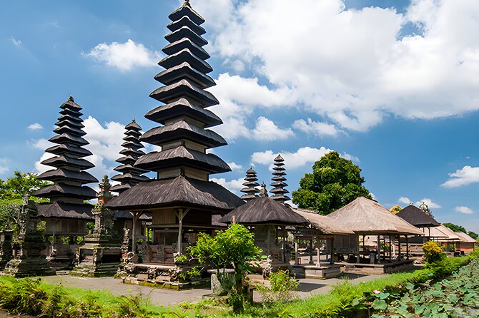 Bali Spa and Tanah Lot Sunset Tour Packages - The Sum Up