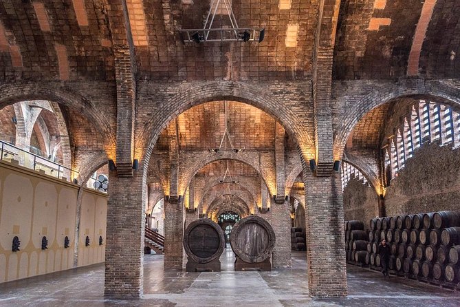 Barcelona Countryside Fullday Wine and Cava Tastings With Lunch - Itinerary Overview