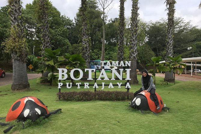 Batu Caves And Putrajaya Cruise Excursion: Full Day Sightseeing Tour - Cancellation Policy