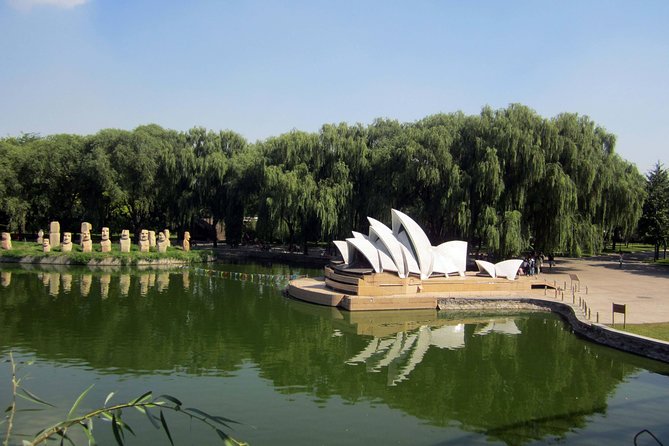 Beijing World Park and Flower Market Visiting With Private Driver Service - Meeting and Pickup Details