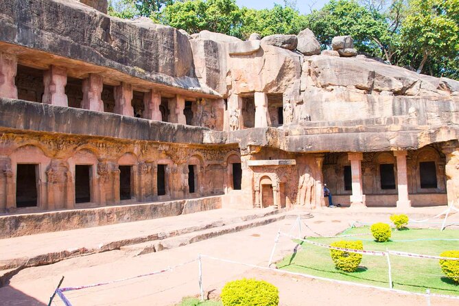 Best of Bhubaneswar (Guided Halfday Sightseeing Tour by Car)