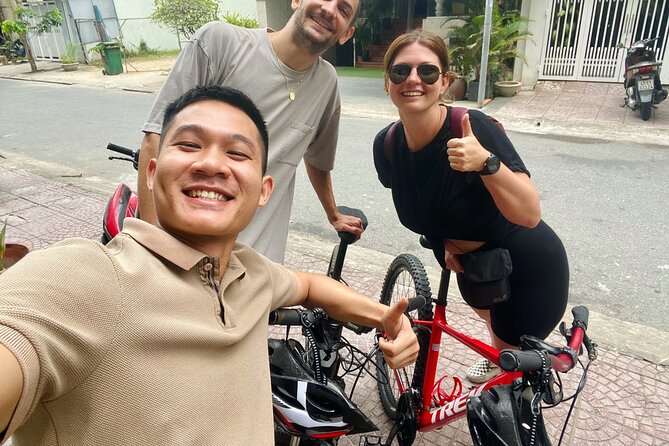 Bike Rental in Hoi An - Operating Hours