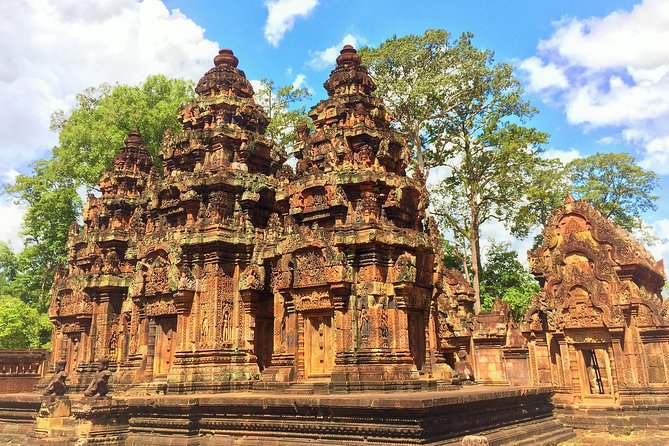 Bonteay Srei 1000 Shiva Lingas Trekking Private Tour - Tour Inclusions