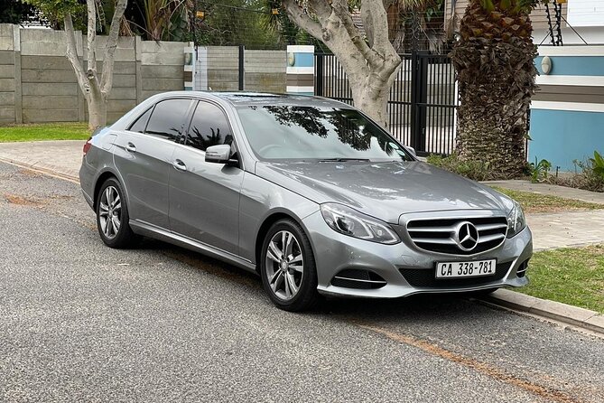 Cape Town Airport Transfers and Chauffeur Drive to All Hotels - Pricing and Guarantee