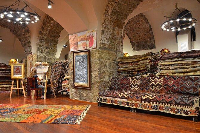 Carpet Shopping Adventure at Istanbul Historic Carvansarai - Highlights of the Historic Carvansarai