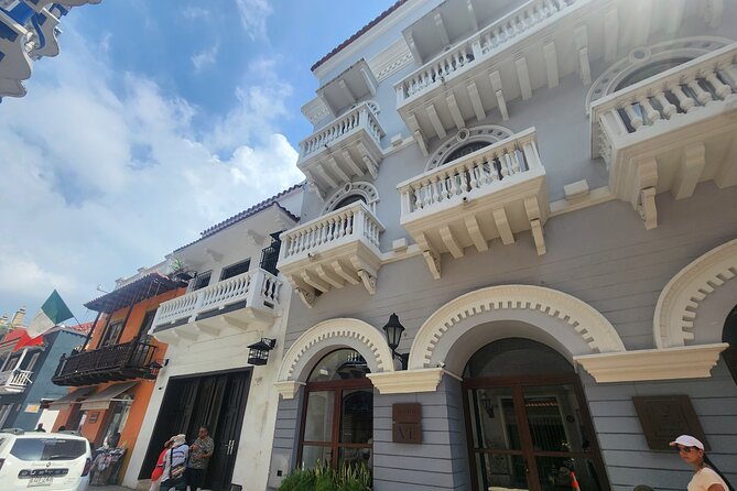 Cartagena and Getsemaní Walk Thru Hidden History and Life-Shared - Pricing Information