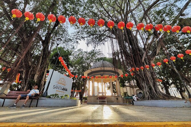 Casco Viejo Tracks of Freedom Bike Adventure - Exploring Casco Viejos Highlights